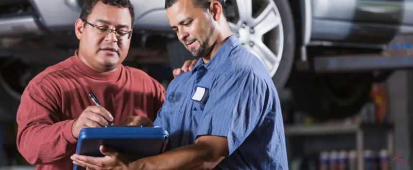 ADAG-Mechanic talking to a customer